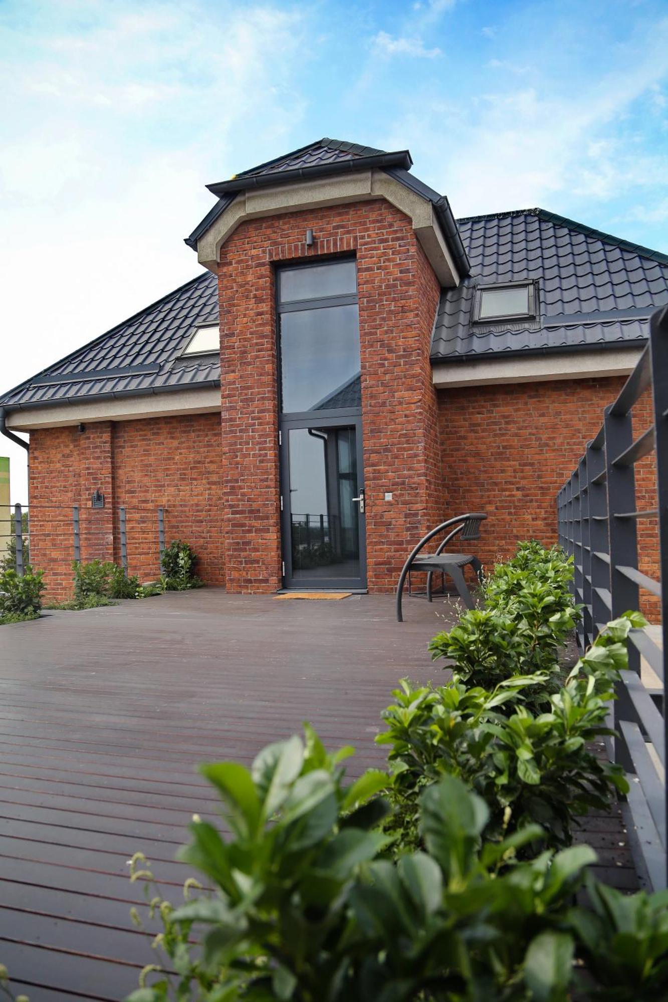 Arena Hotel Samorin Exterior foto